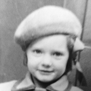 Meet your Posher, Nellie